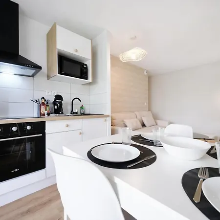 Apartament 2 *